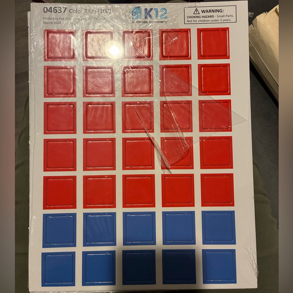 K12 Math Manipulation 100 colorful Color Tiles with placemat